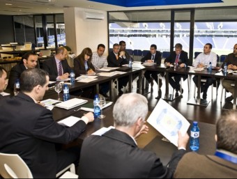 Imatge d'una de les reunions de seguretat que es fan dies abans de qualsevol derbi RCDE