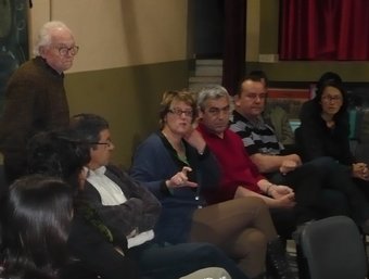 Un moment de la reunió de veïns de Madremanya, ahir a la Sala. A.V