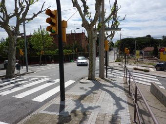 Cruïlla entre el passeig de la Vilesa travessat pel carrer Castellà.  LL. ARCAL
