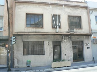 Edifici que reclama la municipalitat d'Oliva a la Generalitat Valenciana. /  M.S