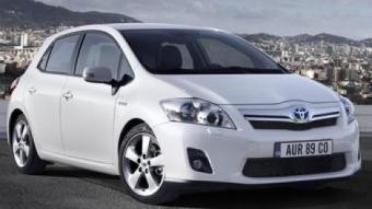 El Toyota Auris HSD busca l'eficàcia aerodinàmica i per això és 5 mm més baix.