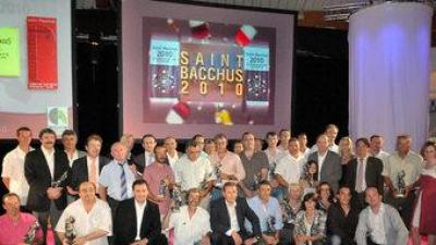 Els vinyaters del Rosselló que han estat distingits durant la Nit de Saint Bacchus aquest divendres passat.  J. GIRALT 
