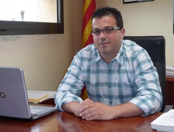 David Masdeu, l'alcalde de Puigdàlber, en una foto d'arxiu al seu despatx a l'Ajuntament A.M