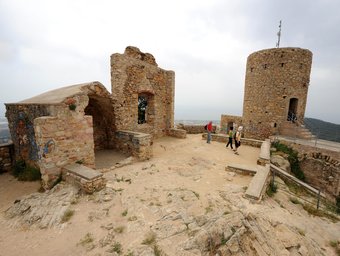 El castell de Burriac, a Cabrera de Mar, una de les joies medievals del Maresme. QUIM PUIG
