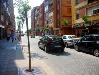 Un dels carrers principals d'Albal. ESCORCOLL