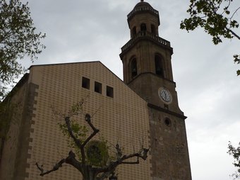 La façana de la parròquia de Sant Pere i Sant Pau on es guarda el fons musical. T.M
