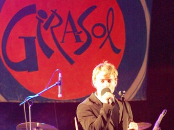 La Gira-sol atrau molt jovent.  M.M