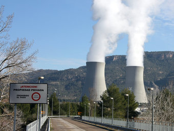 Imatge de la central nuclear de Cofrents, a l'interior del País Valencià, a pocs quilòmetres de Zarra JOSÉ SOLER