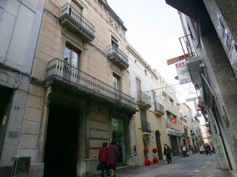 Al llarg del carrer Antoni Roig hi ha diverses cases d'indians MARTA MARTÍNEZ