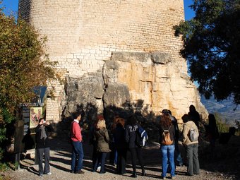 El grup d'operadors turístics aquest matí al Castell de Mur. CC PALLARS JUSSÀ
