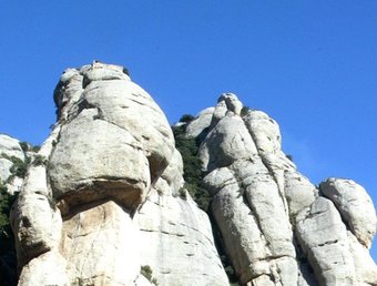 Vistes de la muntanya, el santuari de Santa Maria de Montserrat (patrona de Catalunya) i el monestir de Montserrat.  JUANMA RAMOS