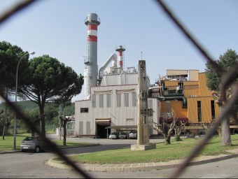 La incineradora gironina de Campdorà va entrar en servei al 1984 i ha quedat desfasada de exigències ambientals DANI VILA