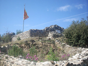 Les restes del castell d'Arrià. ARXIU