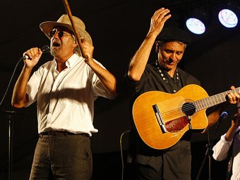 Els Quicos són un dels grups de folk ebrenc que treballen amb la jota LLUÍS SELLART