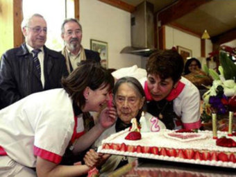 Marcelle Narbonne, quan va celebrar els 112 anys a Argelers. ACN / ARGELERS