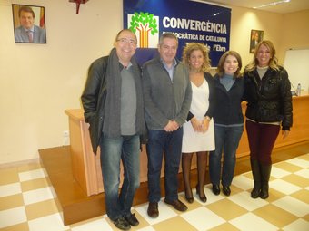 Sancho, Pallarès, Roigé i Fernández, els diputats electes de CiU a l'Ebre, amb Annabel Marcos, que substituirà un dels quatre al Parlament quan es formi el nou govern. G.M