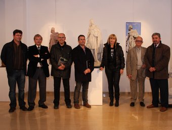 Josep Rausell amb els autors del catàleg de l'exposició. J. RODRIGO