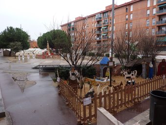 La plaça de Sant Miquel del Cros és una de les actuacions pendents al barri. LL.A