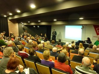 L'assemblea de l'agrupació local del PSC a Castellar, celebrada dissabte a la sala d'actes de El Mirador PSC