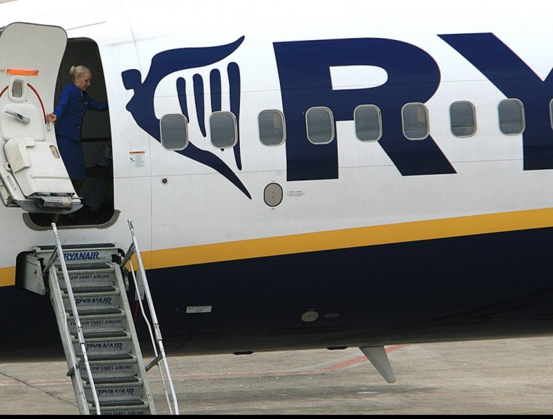 Un avió de Ryanair MANEL LLADÓ