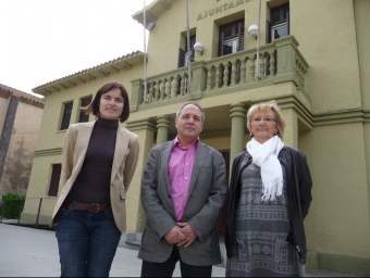 Candidats de Santa Susanna a les eleccions municipals. D'esquerra a dreta, Francesca Sánchez (ICV),  Isidre Jiménez (PSC) i Immaculada Orts (PP) T.M.