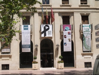 Façana principal de l'Ajuntament de Xàtiva. ESCORCOLL