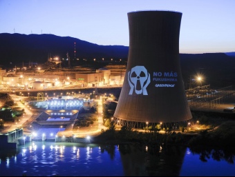 Greenpeace ha utilitzat Ascó per difondre el seu missatge contra les nuclears  ARXIU