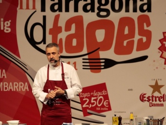 El xef Sergi Arola va presentar sis receptes amb la sardina com a ingredient principal. JOSÉ CARLOS LEÓN
