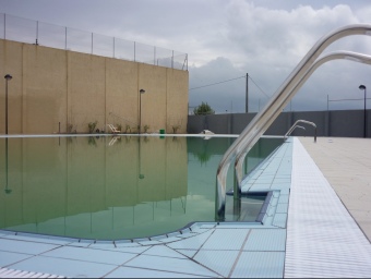Imatge del resultat final de la renovació de la piscina municipal. CEDIDA