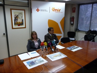 María Elena Pérez (PSC) i Joan Maresma (CiU) en una roda de premsa del desembre passat. C.A.F