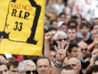 La concentració de València, la més multitudinària, va reunir vora 15.000 persones JOSÉ CUÉLLAR