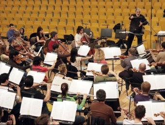 Assaig de l'Orquestra Simfònica amb Plàcido Domingo al Conservatori. ARXIU