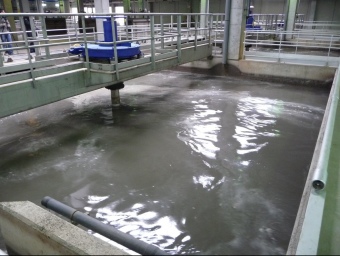 Una secció de l'Estació Depuradora d'Aigües Residuals (EDAR) del Besòs CARLES ALUJU