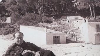 Una foto històrica de Joan Vinyoli, ENTREVISTAT PER L'AVUI A BARCELONA ROBERT RAMOS