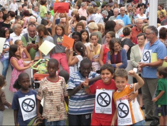Una de les manifestacions que es va fer l'estiu passat conta les retallades sanitàries que aplica la Generalitat. En aquest cas la concentració es va fer a Arbúcies. EL PUNT