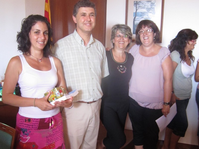 Alguns dels mestres, amb l'alcalde EL PUNT AVUI