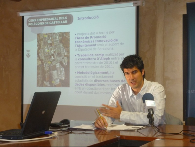 El regidor de Promoció Econòmica i Innovació, Joan Creus, tot presentant el cens empresarial M.C.B