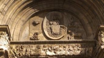 Façana de l'abadia de Saint-Gilles, amb escultures que il·lustren escenes de la Passió.  M.A.M