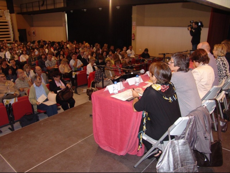 La presentació es va fer a la sala la Pineda de Sant Gregori, davant més de 300 directors d'escoles gironines. O.M