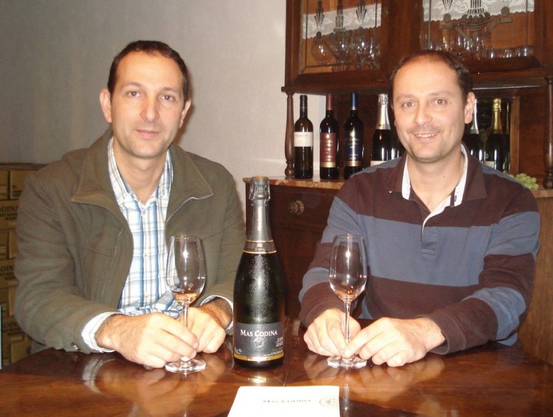 Els germans Toni i Jordi Garriga són la segona generació familiar de Mas Codina.  ARXIU