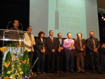 D'esquerra a dreta: Josep María Seguí, Paco Romeu, Raquel Ricart, Carlos Correal,Juan Emilio Gumbau, Berna Blanch, Josep Piera i Urbà Lozano