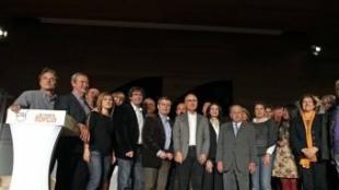 El món municipal gironí donant suport als candidats Xuclà i Duran i Lleida EL PUNT AVUI