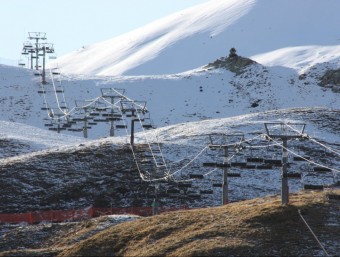 Boí Taüll, amb neu a les cotes altes però a les baixes, obre avui 12 km més. M. LLUVICH / ACN
