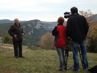 L'equip de rodatge del documental fent una entrevista a l'Orri. ZEBA PRODUCCIONS