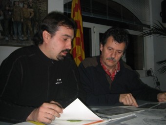 L'alcalde de Celrà, Dani Cornellà (CUP), a l'esquerra, i el tinent d'alcalde, Gerard Fernández (iCelrà), en una imatge recent. J.F