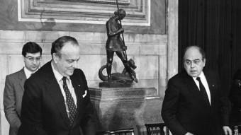 Manuel Fraga i Jordi Pujol junts al palau de la Generalitat en una imatge del 1988 MIQUEL ANGLARILL / ARXIU