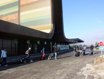 Més de 1.800 turistes han passat aquest diumenge per l'aeroport lleidatà ACN
