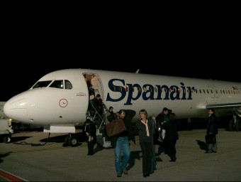 El vol inaugural Girona-Madrid de Spanair, el 2007. I.BOSCH