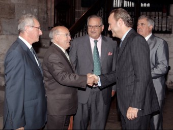 Cristobal Aguada i la directiva d'AVA visita el president Fabra. EL PUNT AVUI