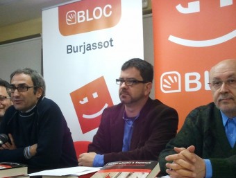Destacats membres del Bloc de Burjassot en una presentació de llibre. EL PUNT AVUI